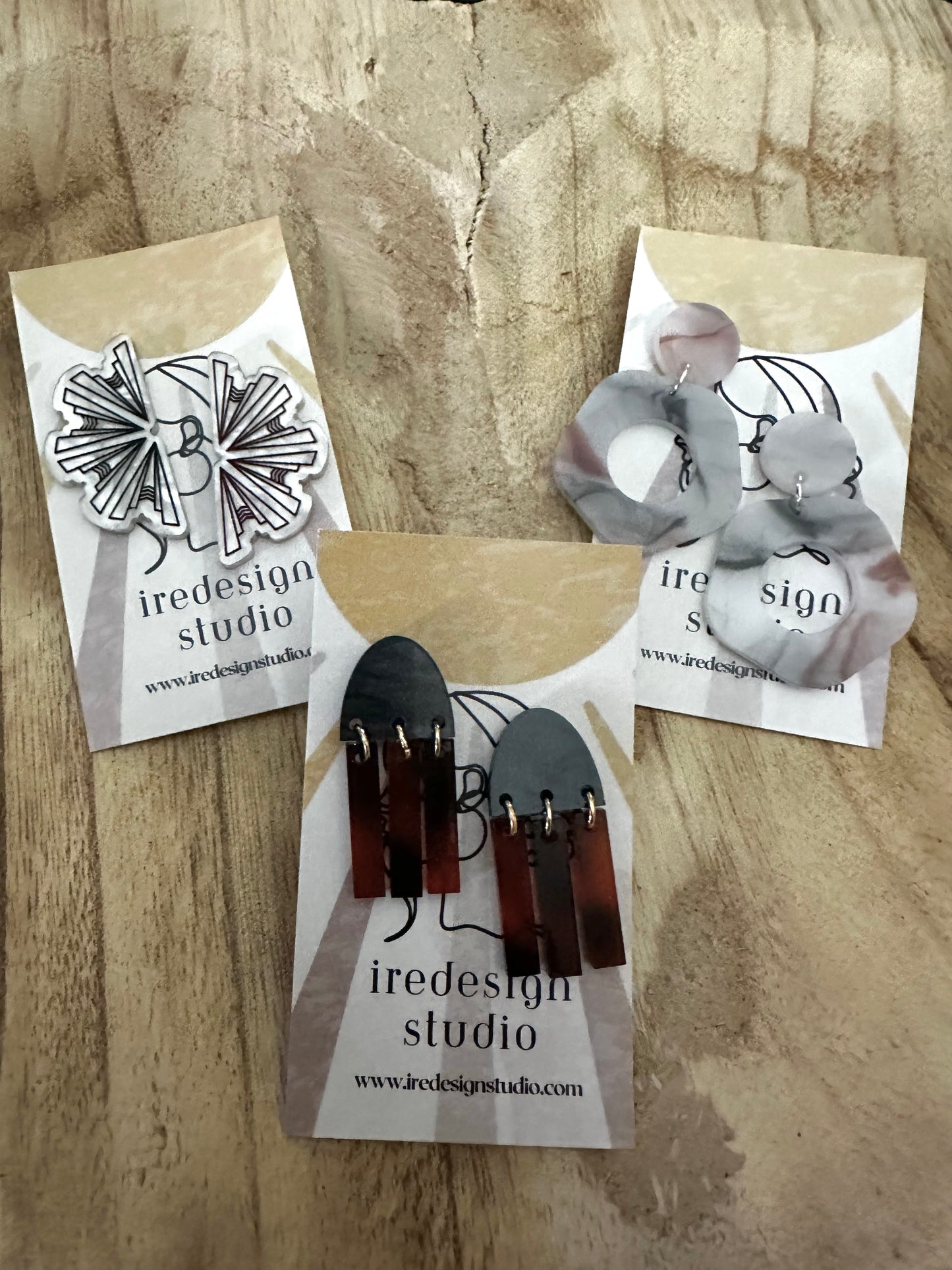 Elsie Earrings in Garnet Quartz