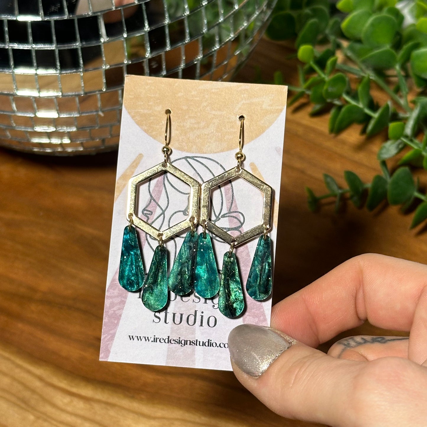 Lorelei Earrings in Starry Emerald