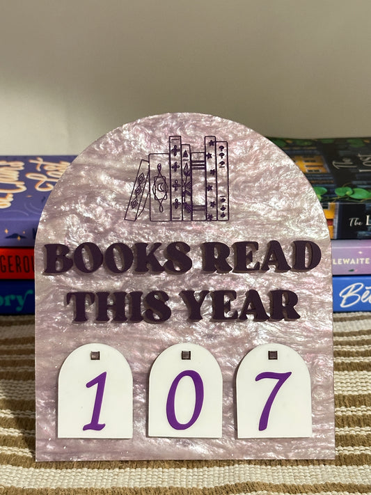 Book Tracker *wildflower marble*