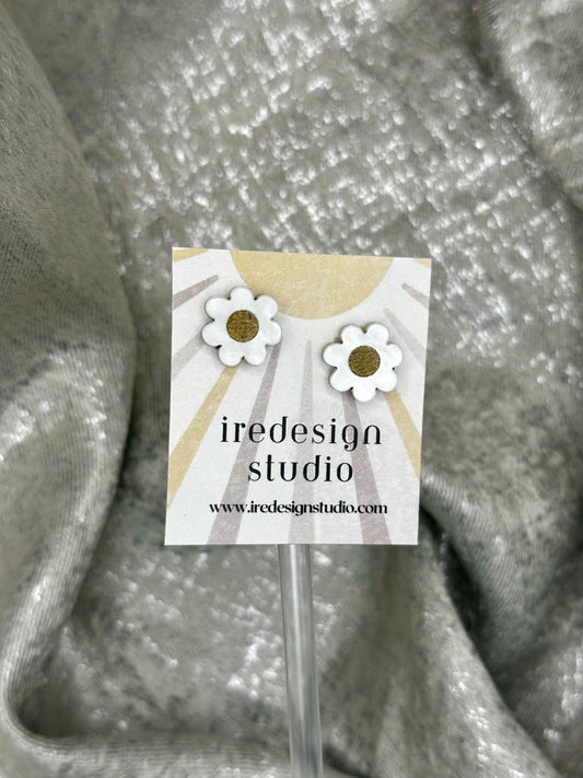 Daisy Studs