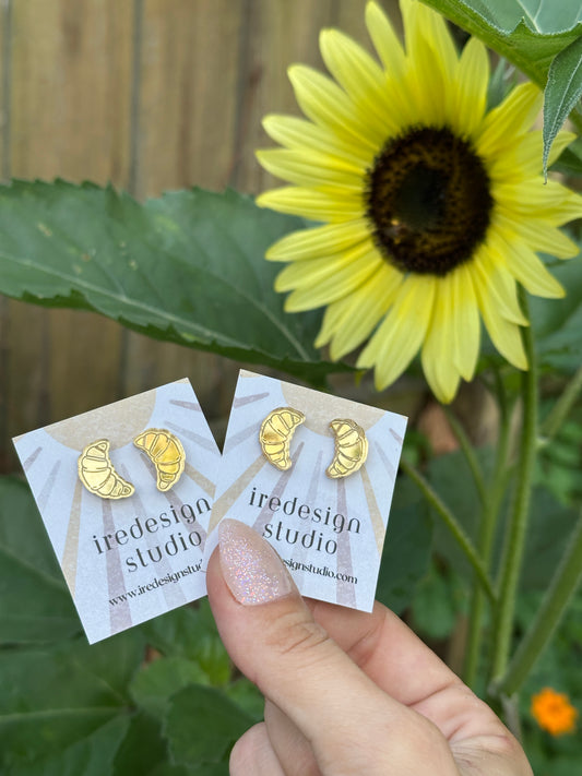 croissant stud earrings