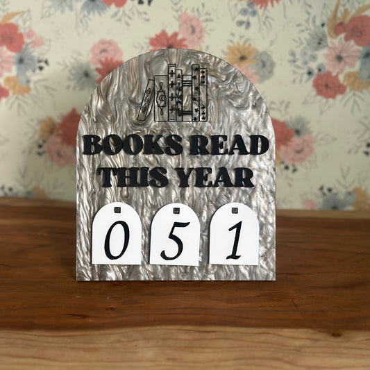 Book Tracker *amber marble*